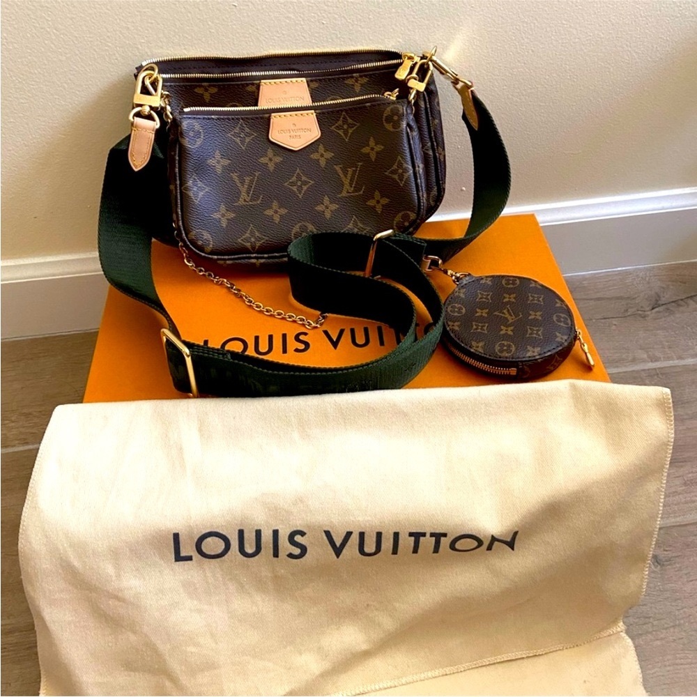 Item: Louis Vuitton Multi Pochette Accessoires - Green